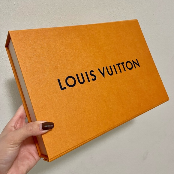 Brand new Louis Vuitton gift boxes! - Picture 1 of 6
